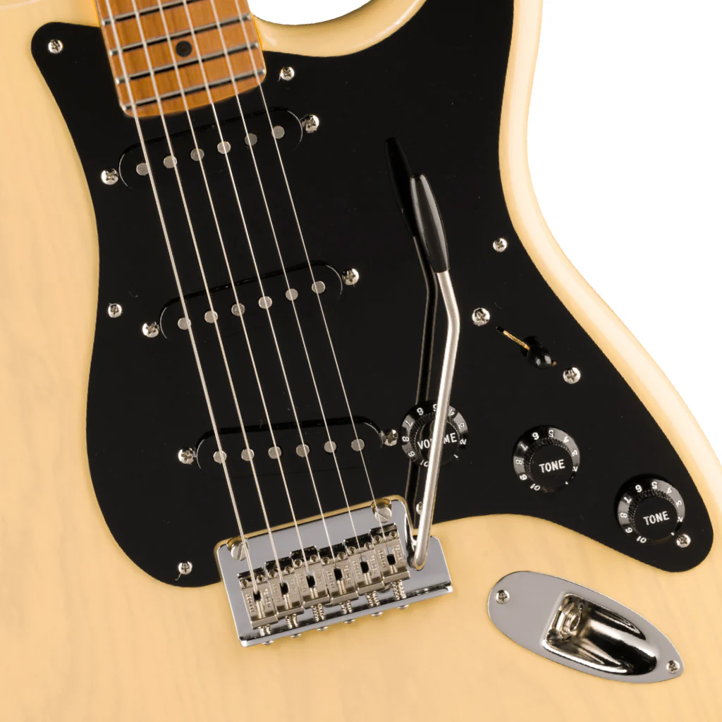 Fender American Professional II Stratocaster V-Shape Neck - Blackguard Blonde - Image 6