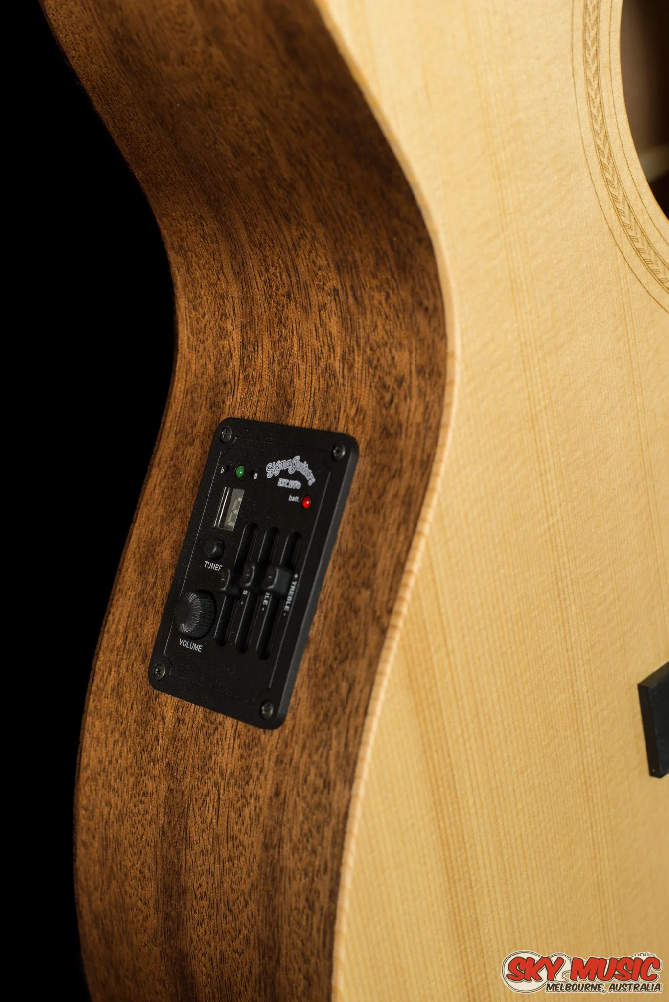 Sigma 000ME Style 000 - Spruce/Mahogany + EQ - Image 10