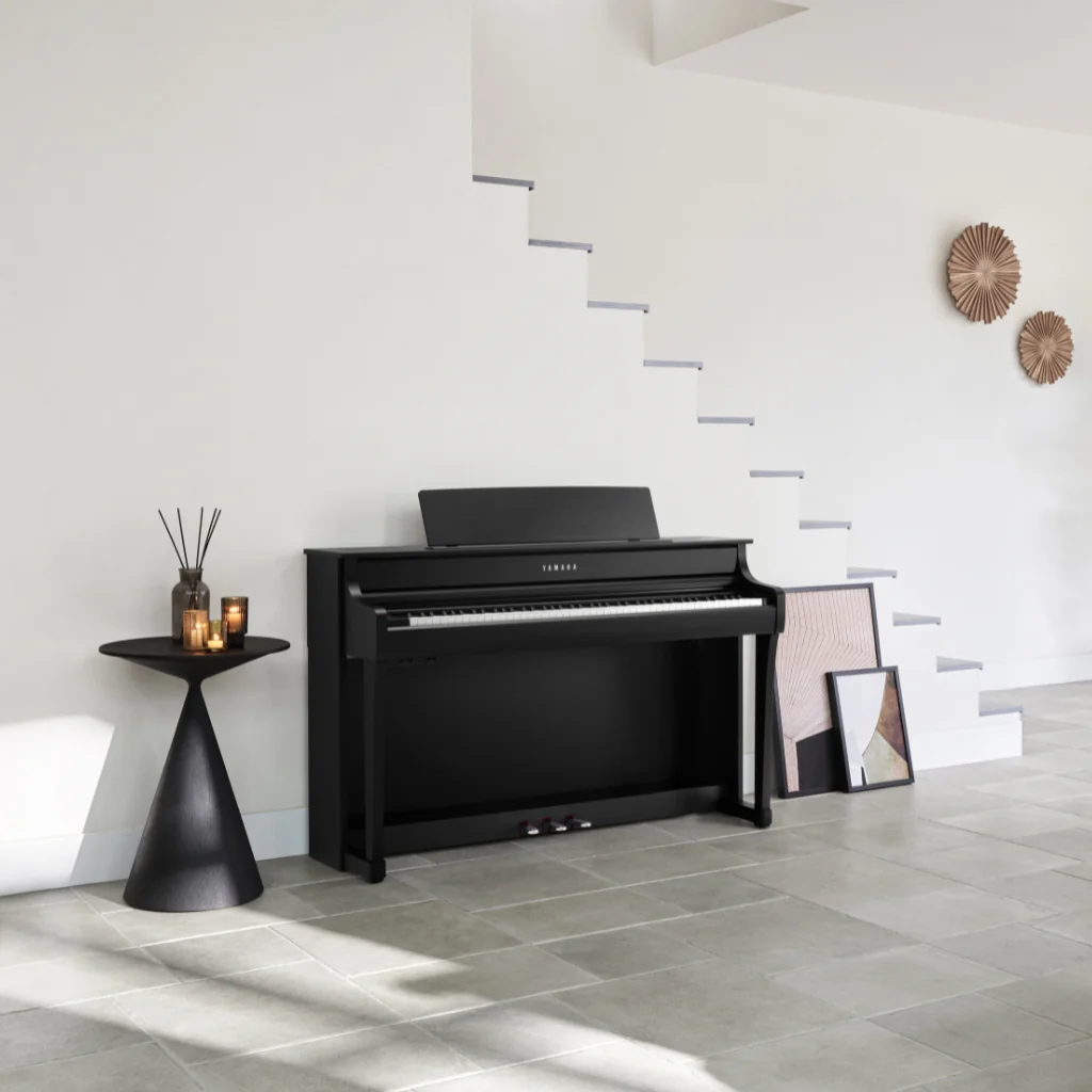 Yamaha CLP845B Clavinova Digital Piano - Black - Image 6